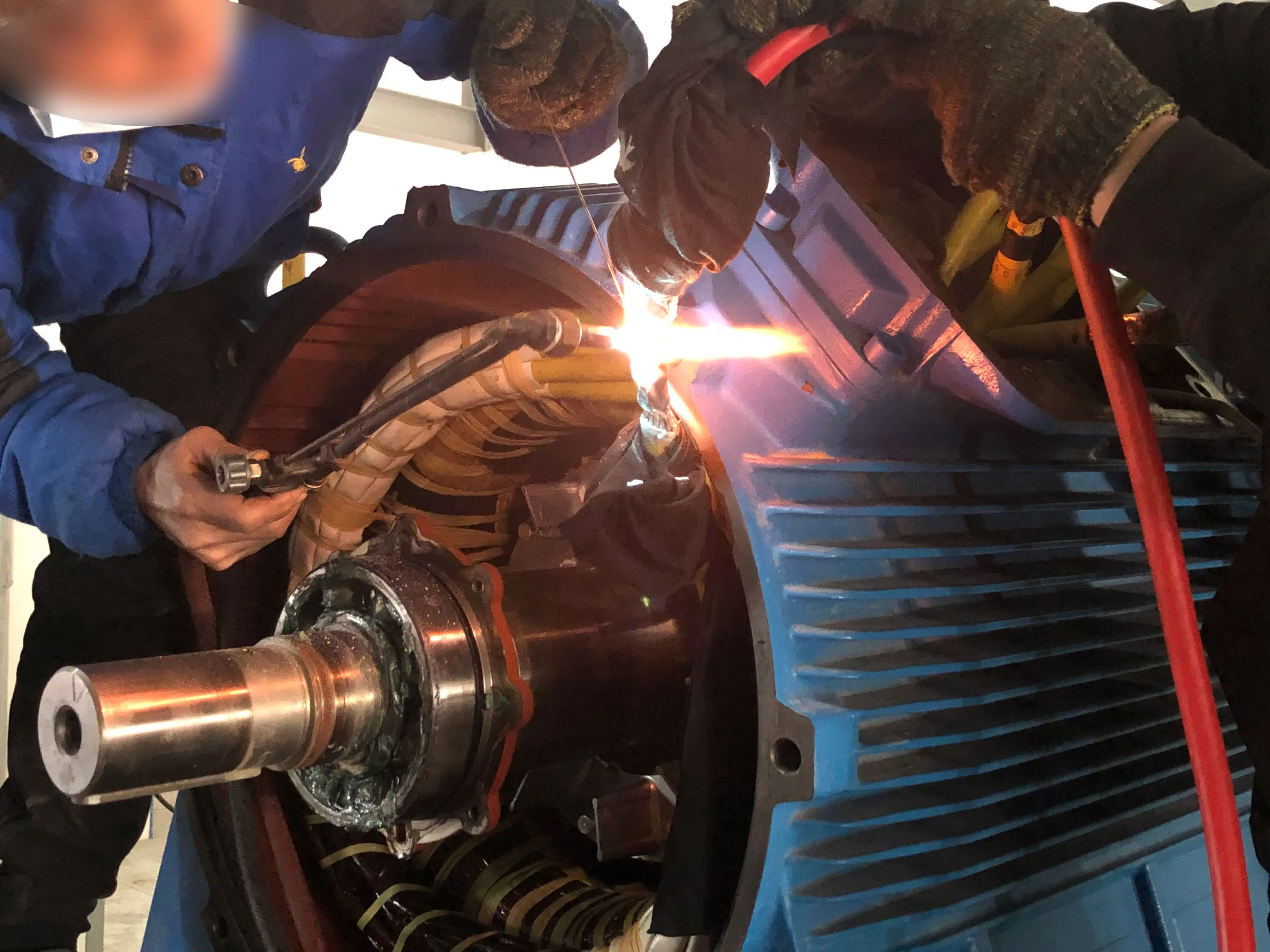 外包服务 ｜ 现场服务 ｜ 进出口贸易